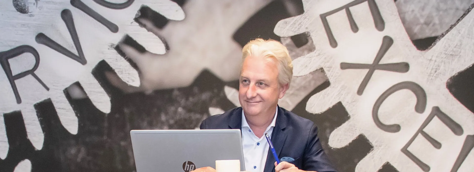 andy in vergaderzaal